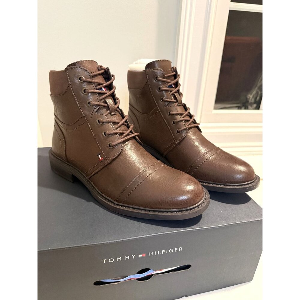 NWB Tommy Hilfiger Men's Lace Up Shia Ankle Boots Brown Size US 8 EU 41 [jb]